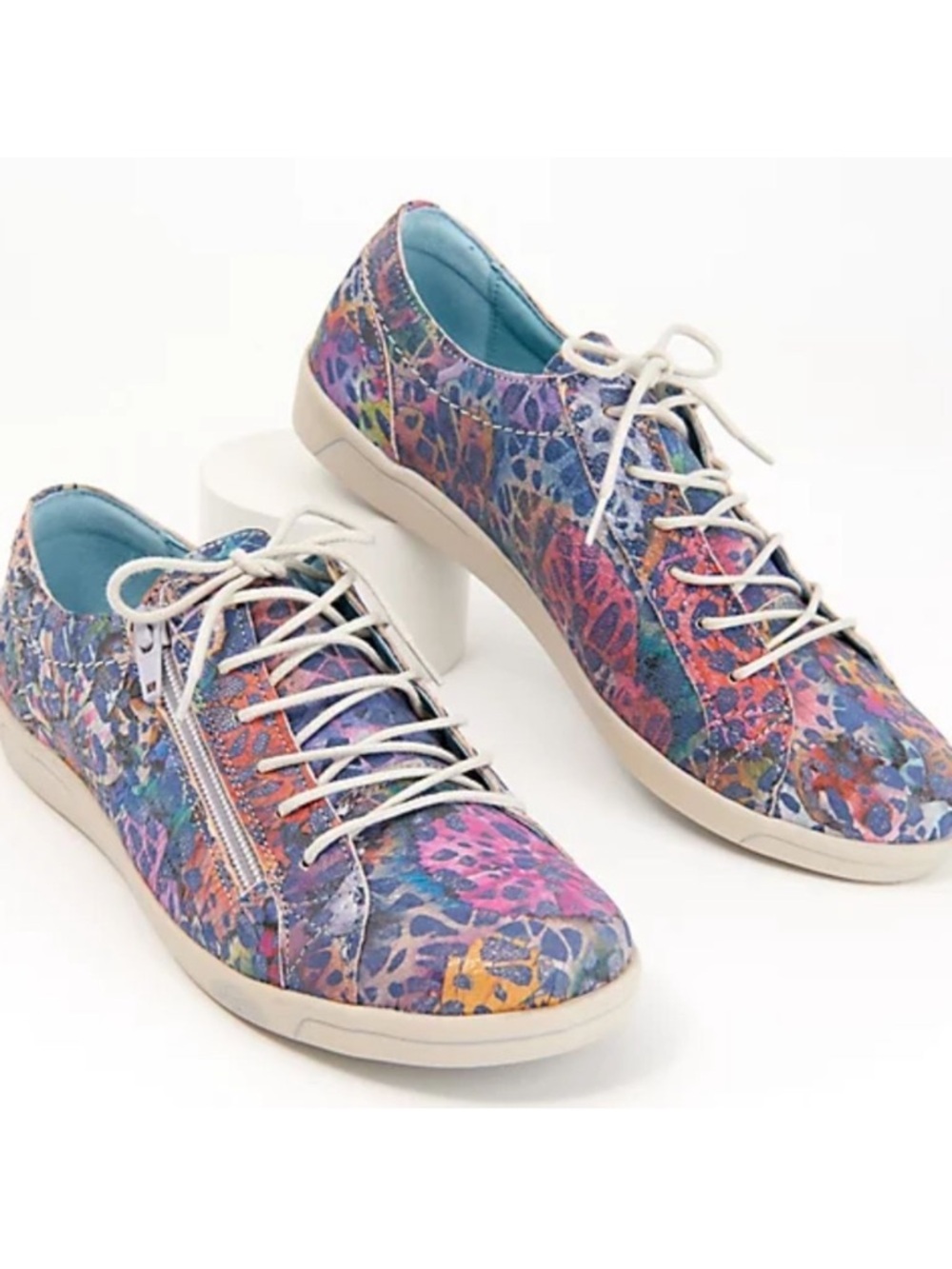 Cloud Cashmere Fidelia Blue Abstract Art to Wear Comfort Sneakers EUR 35 US 5